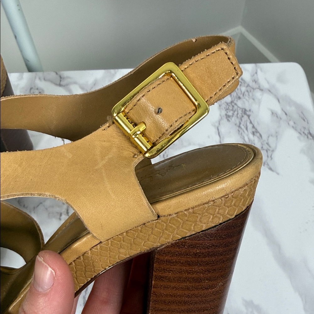 Lauren Ralph Lauren Elegant Tan Women's Sandals - Picture 6 of 12